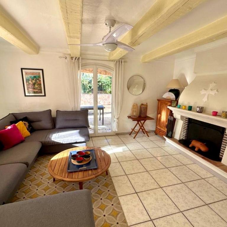 Villa provençale, piscine, jacuzzi & parking - Villa - 12