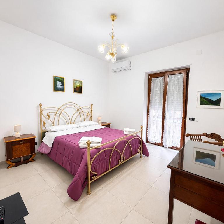 SinerHouse Salerno - Appartamento con 2 Camere da Letto e Balcone - 2