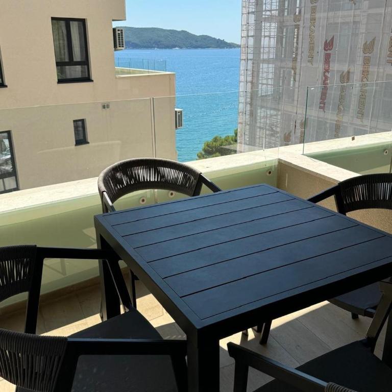 Sunny apartment Becici - Apartman sa 1 Spavaćom Sobom - 7