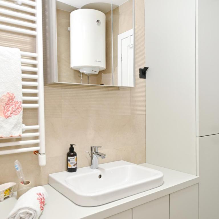 Apartment Noel two bedroom&parking in Kotor - Two-Bedroom Apartment - 34