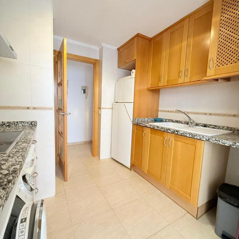 Apartamento Vila Oropesa Ref 078 - Apartamento de 2 dormitorios - 21