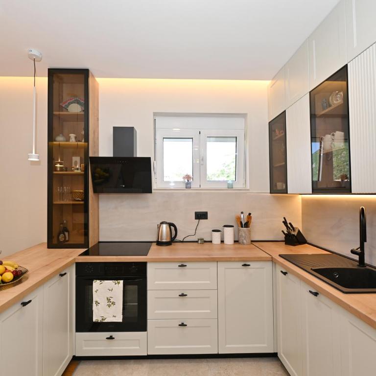 Apartment Noel two bedroom&parking in Kotor - Two-Bedroom Apartment - 61