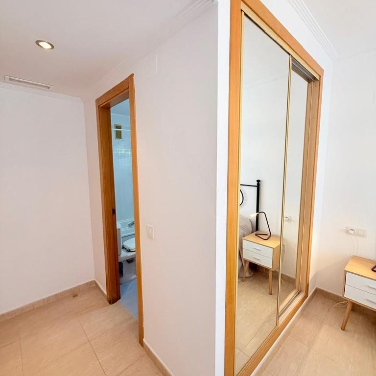 Apartamento Vila Oropesa Ref 078 - Apartamento de 2 dormitorios - 11