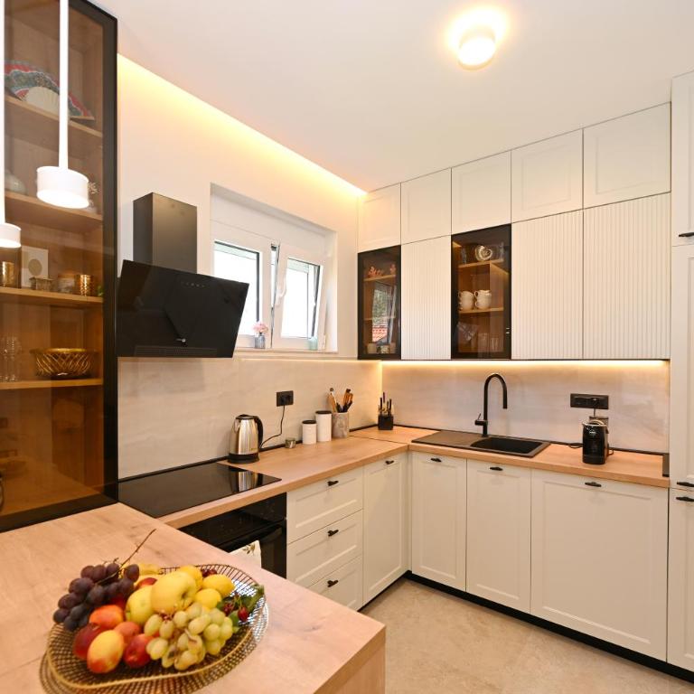 Apartment Noel two bedroom&parking in Kotor - Two-Bedroom Apartment - 63
