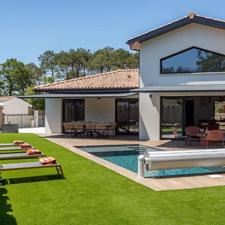 Villa La Parenthese avec piscine chauffee et climatisation - Villa - 5