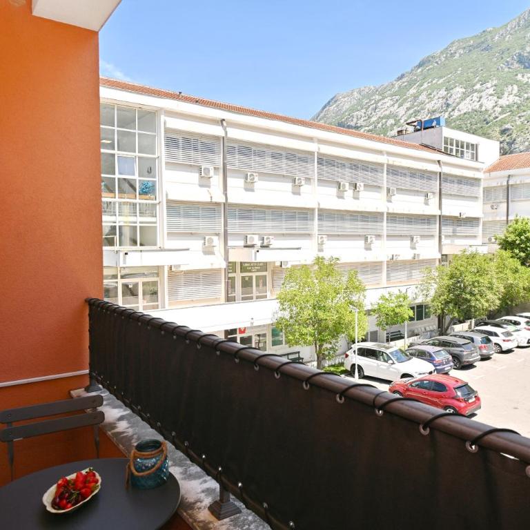 Apartment Noel two bedroom&parking in Kotor - Two-Bedroom Apartment - 89