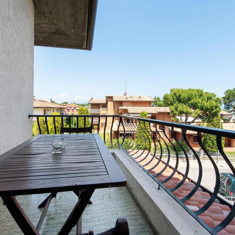 Garibaldi Lake View - Sirmione - Appartamento Superior con 1 Camera da Letto e Balcone - 15