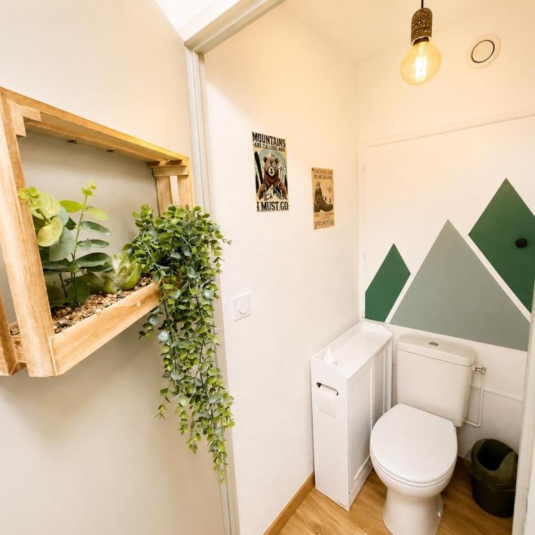 Cocon cosy avec jardin, vue lac & montagne - Two-Bedroom Apartment - 13