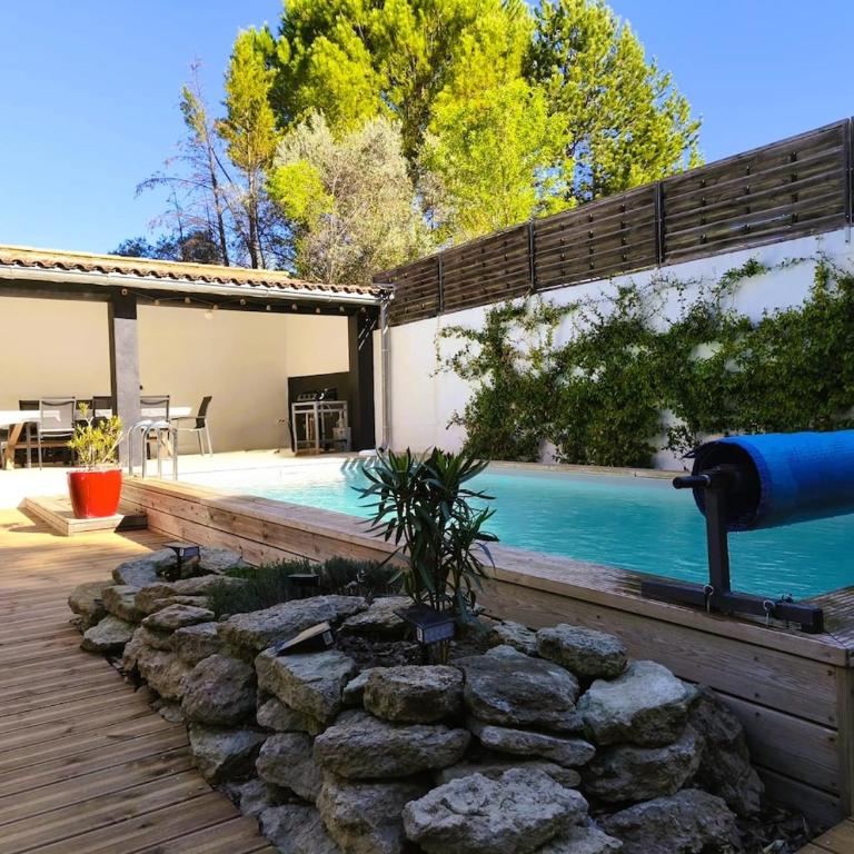 Maison familiale, piscine, clim, quartier calme - Villa - 14