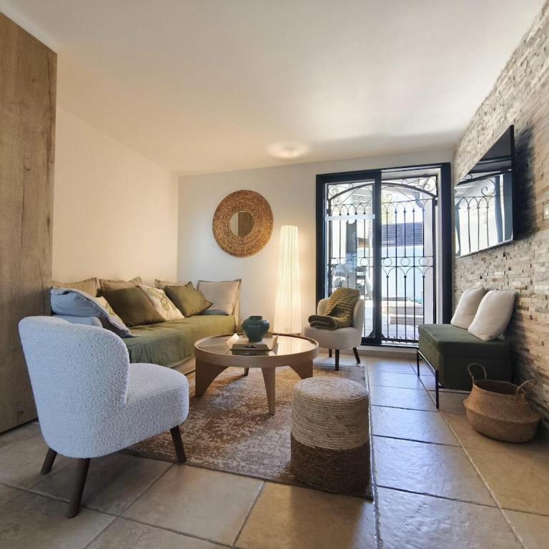 Maison familiale, piscine, clim, quartier calme - Villa - 37