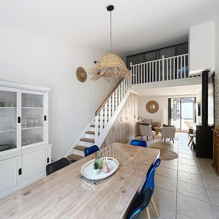 Maison familiale, piscine, clim, quartier calme - Villa - 39