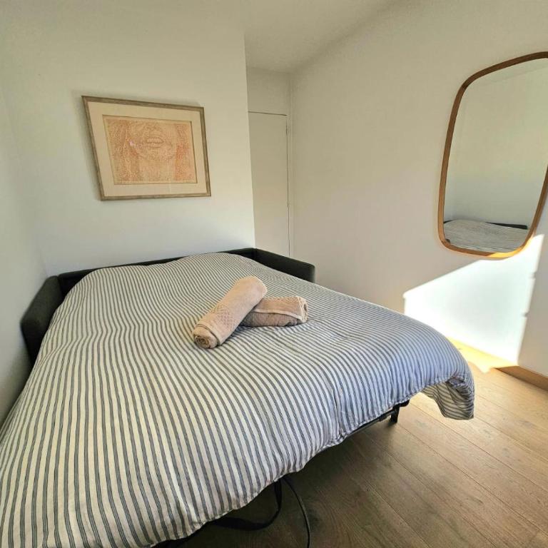 Renovated duplex, balcony, parking, 200m Lac d'Annecy - Apartamento de 4 dormitorios con balcón - 19