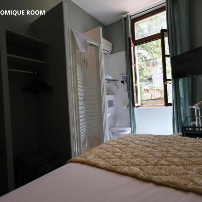 Boutique Hôtel Azur - Budget Single Room - 11