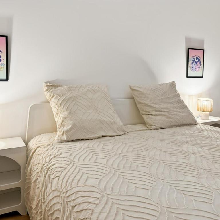 Appartement Pour 4 Personnes Disneyland - Sunny Side - Two-Bedroom Apartment - 36
