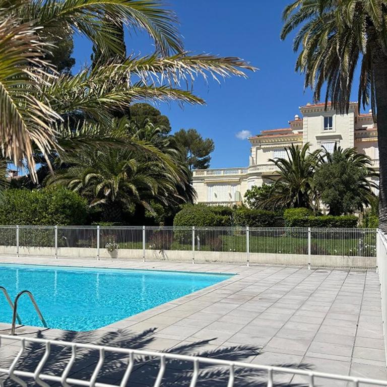 Apartment in a towel for two pool and sea - Apartamento de 1 dormitorio - 20