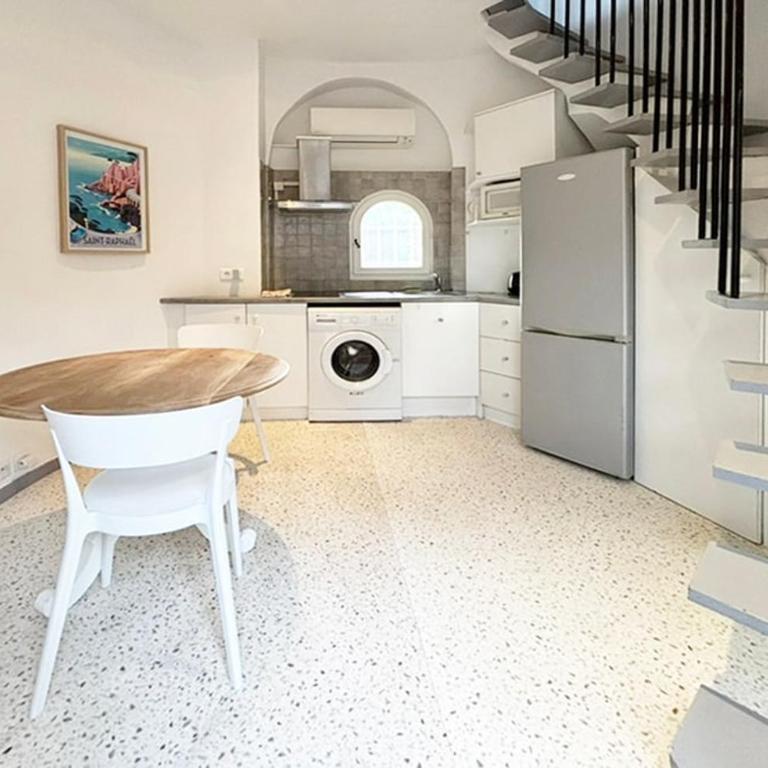 Apartment in a towel for two pool and sea - Apartamento de 1 dormitorio - 40