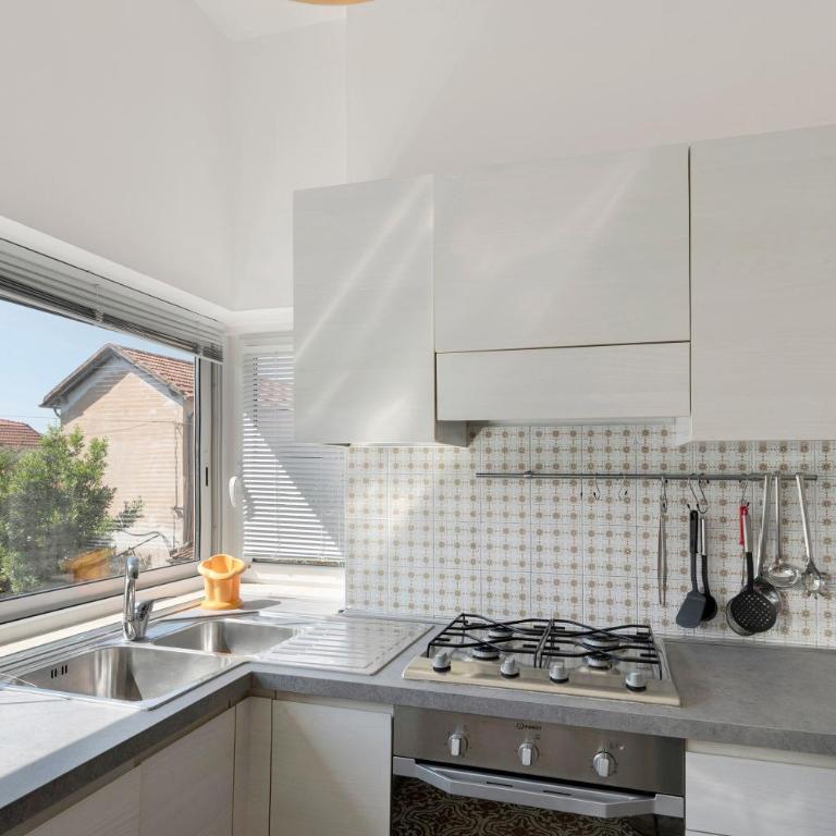 Isonzo Holiday Home - 2 bedrooms - Appartamento Deluxe con 2 Camere da Letto e Balcone - 5