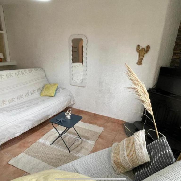 Roses Puig Rom - Two-Bedroom Apartment - 7
