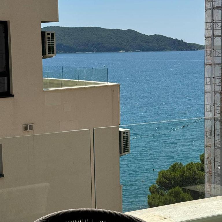Sunny apartment Becici - Apartman sa 1 Spavaćom Sobom - 1