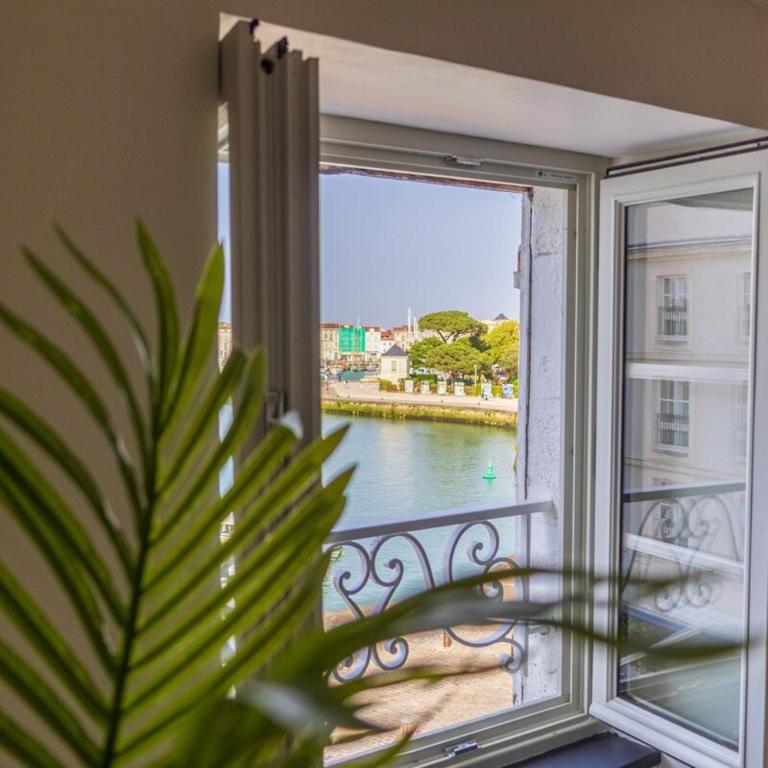 Appart avec vue exceptionnelle sur le Vieux-Port - Apartment - 37