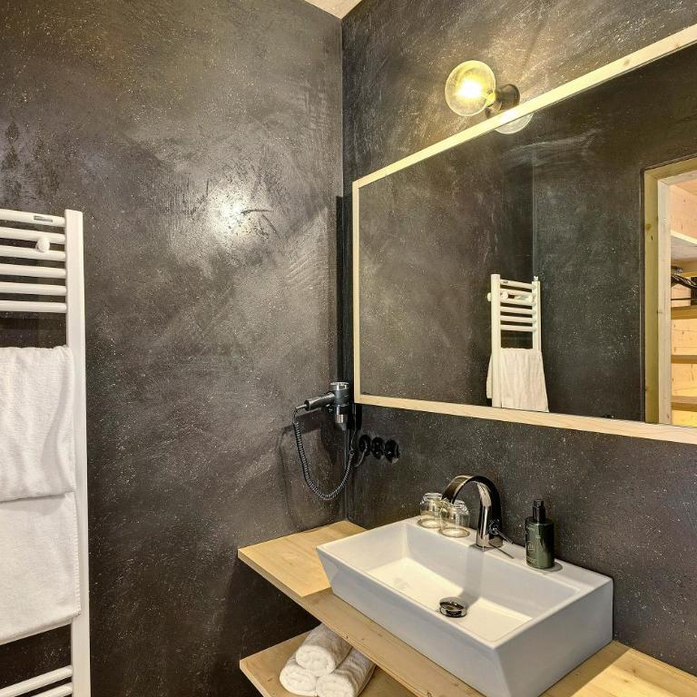 Archerhof - Superior One-Bedroom Apartment with Balcony - 16