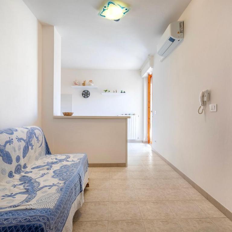 Casa Vacanza Antonio- Alghero - Two-Bedroom Deluxe Apartment with Balcony - 2