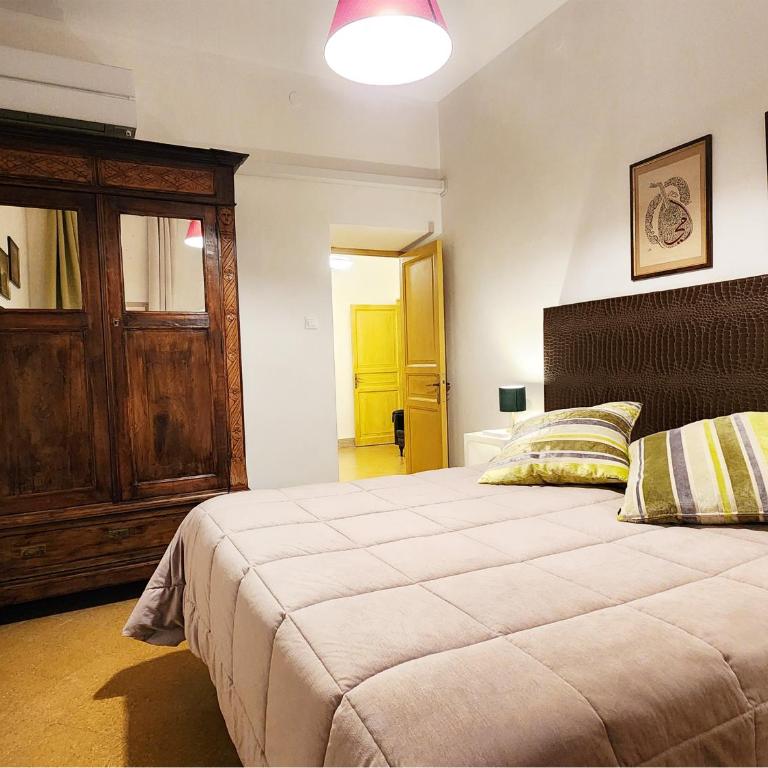 Villa Tommaso Maruggi, Sicilia, con Jacuzzi e piscina privata - Four-Bedroom Villa with Garden View - 57