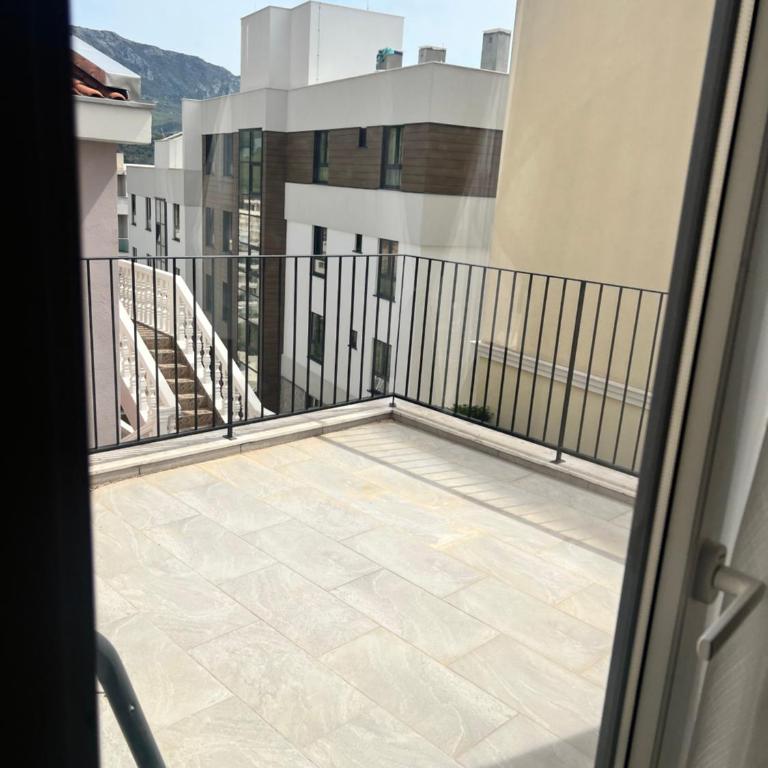 apartment with 2 bedrooms and 2 bathrooms, 90 m2 - Two-Bedroom Apartment - 11