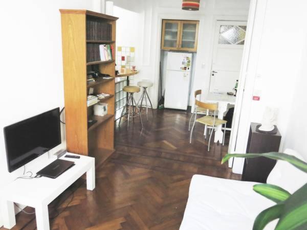 3 Ambientes sin ascensor dos pisos - Apartamento de 2 dormitorios - 9