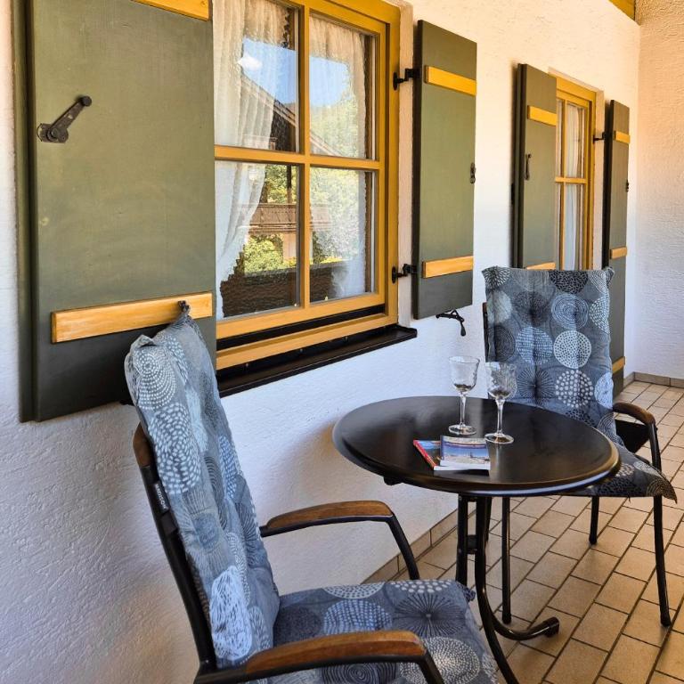 Haus Sonnenschein Ferienwohnung Hochkalter - Apartment with Mountain View - 9