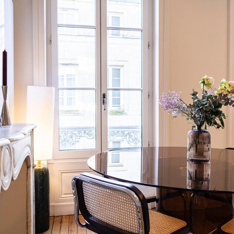 Élégance haussmannienne au cœur du Vieux-Port - Appartement - 23