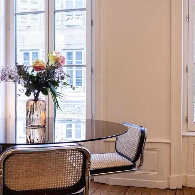 Élégance haussmannienne au cœur du Vieux-Port - Appartement - 36
