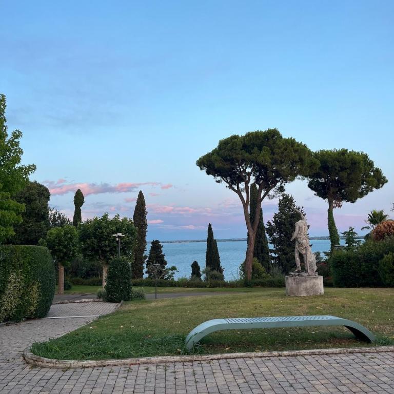 Gardazzurro Luxury Apartment - Appartamento con 1 Camera da Letto - 28