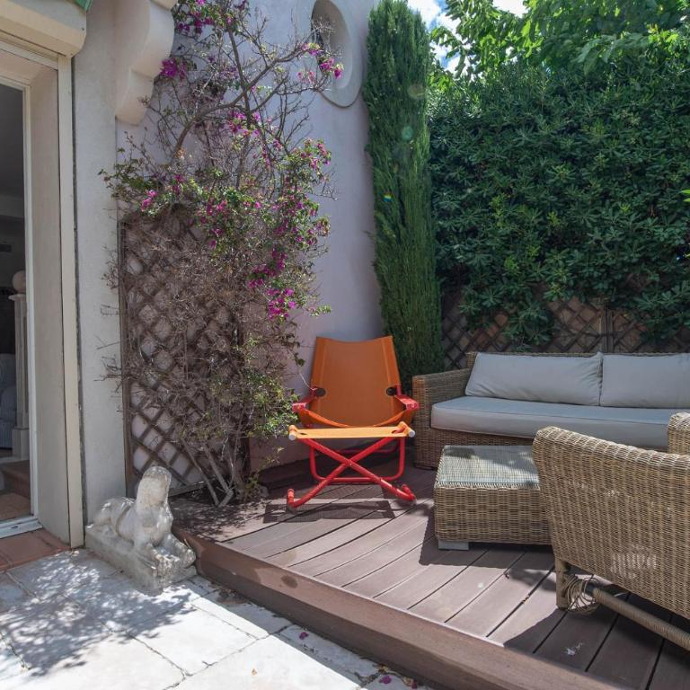 Large house with garden near the sea - Casa - 23