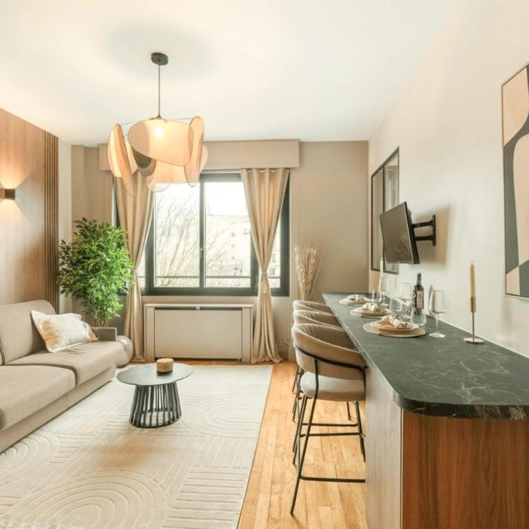 Eiffel Tower - Premium apartment with balcony and lift for 4 - Appartement - 1