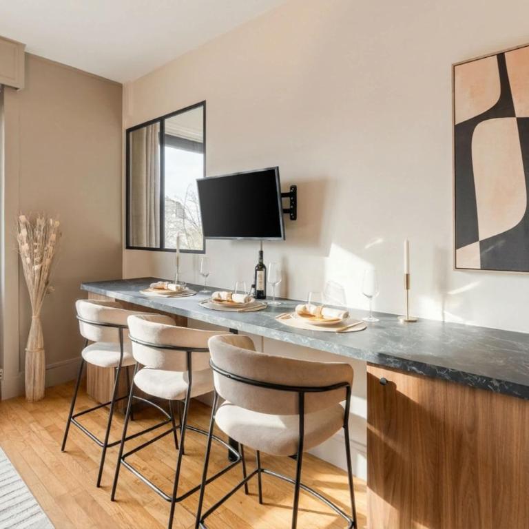 Eiffel Tower - Premium apartment with balcony and lift for 4 - Appartement - 11