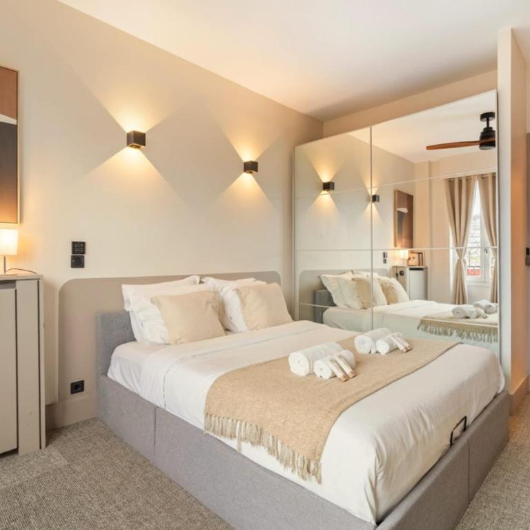 Eiffel Tower - Premium apartment with balcony and lift for 4 - Appartement - 20