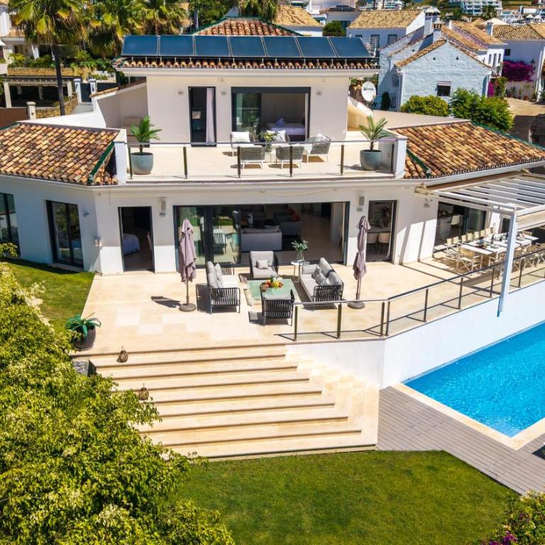 VACATION MARBELLA I Villa Sharma, Sea View Villa, Prime Location, Heated Pool, Sauna, Cine & Entertainment Room, Close to The Beach and Puerto Banus - Villa Supérieure - 7