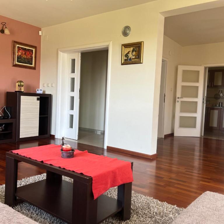 Kuća za izdavanje - Haus mit 2 Schlafzimmern - 10
