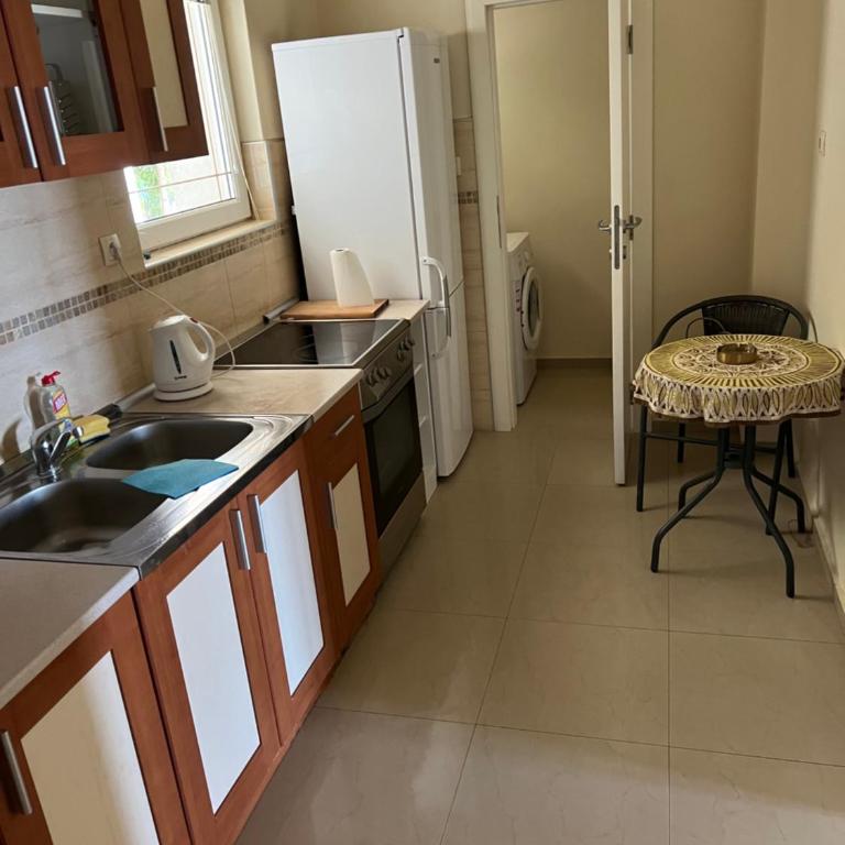 Kuća za izdavanje - Haus mit 2 Schlafzimmern - 13
