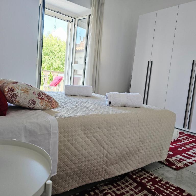 Domo Koralia - Appartamento in pieno centro - Appartamento con 1 Camera da Letto e Balcone - 2