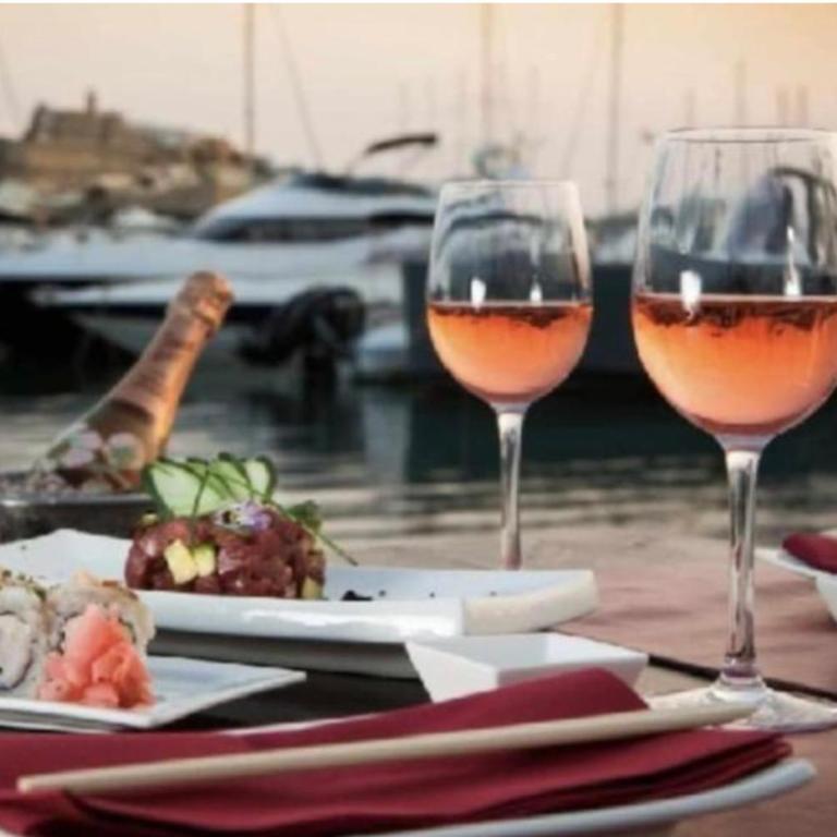 MI CAPRICHO Beachfront 400 - Apartment With Sea Views Costa del Sol - Two-Bedroom Apartments - 50