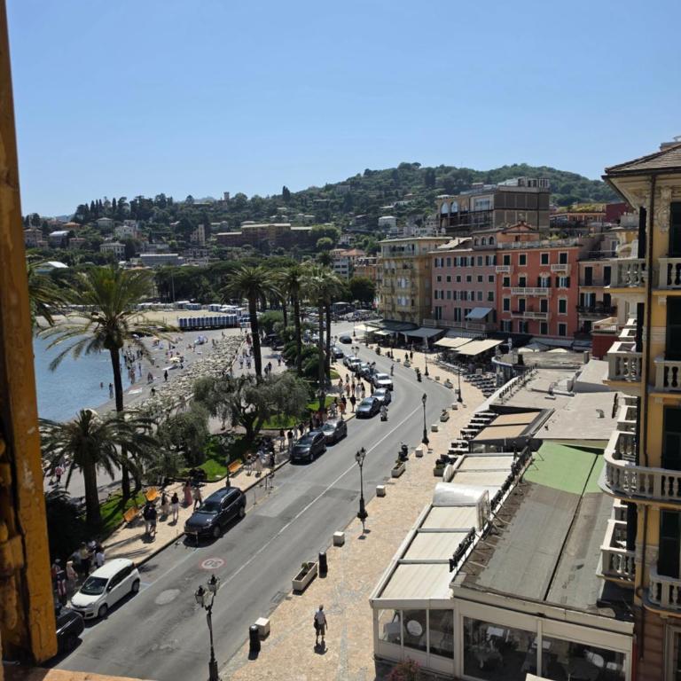 Albergo Bandoni - Camera Matrimoniale/Doppia con Letti Singoli con Vista Mare e Bagno Privato Esterno - 32