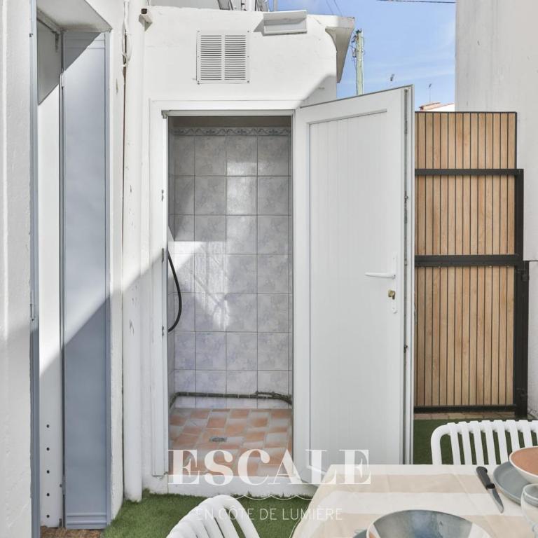 Charmante maison sablaise avec terrasse plage & centre-ville à pied - Maison de Vacances - 31