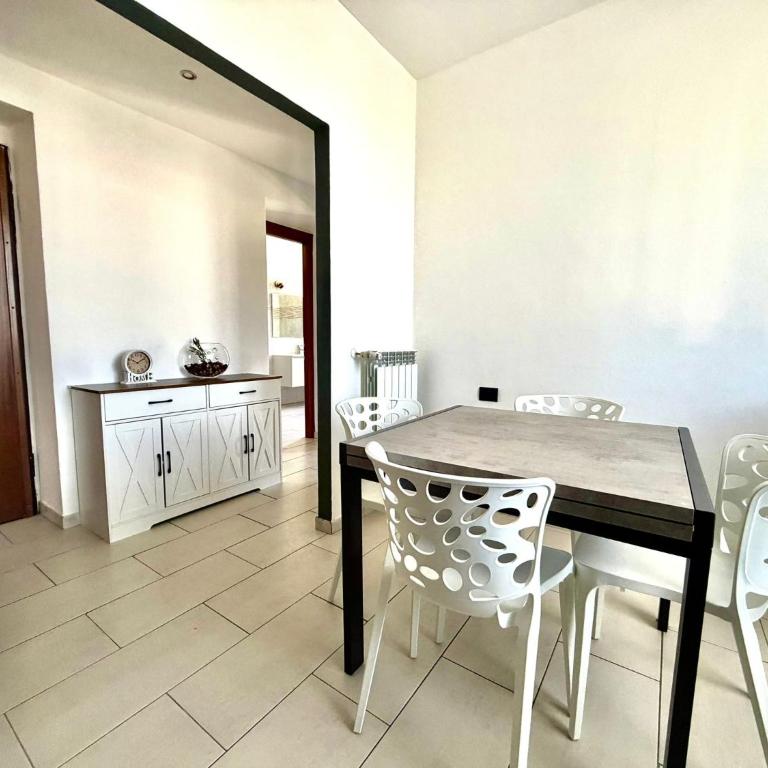 Dela Cruz Home Rental - One-Bedroom Apartment - 7