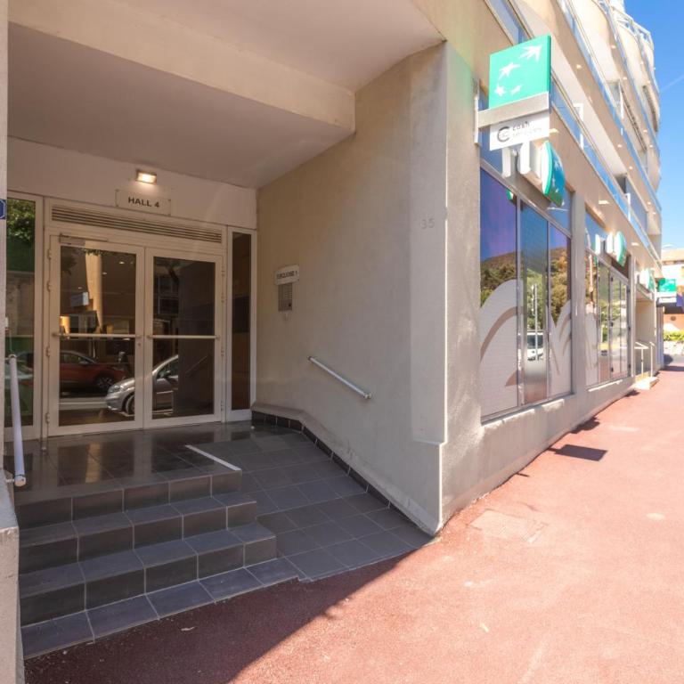 2 pièces avec terrasse vue mer - Appartement Supérieur - Vue sur Ville - 20