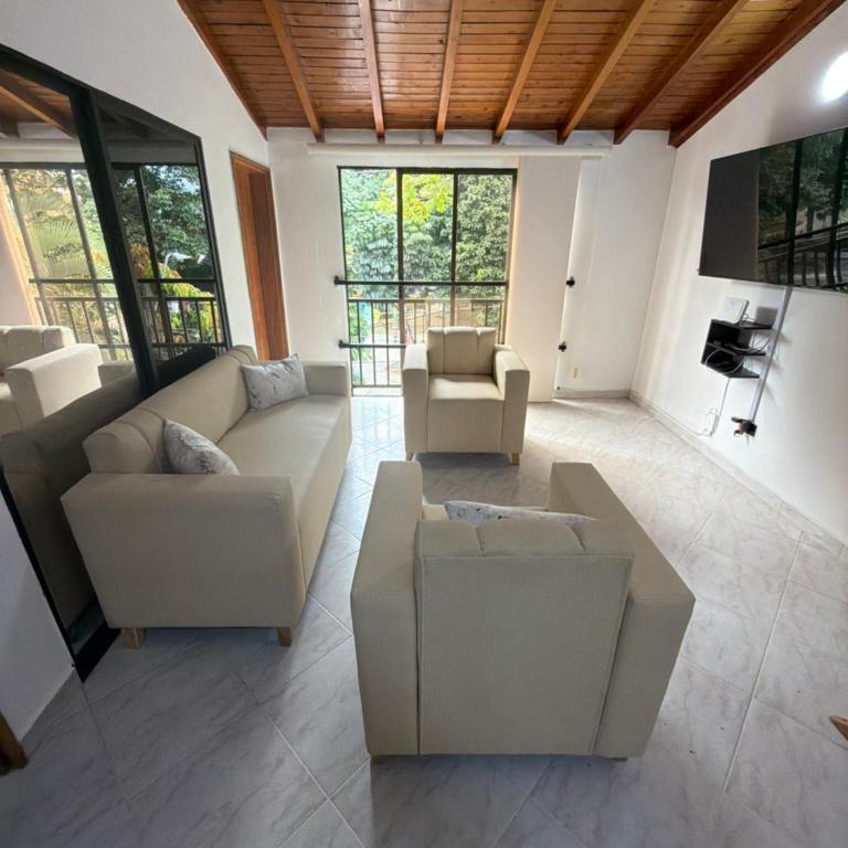 Apartamento parque Simón Bolivar - Apartamento de 3 dormitorios - 4