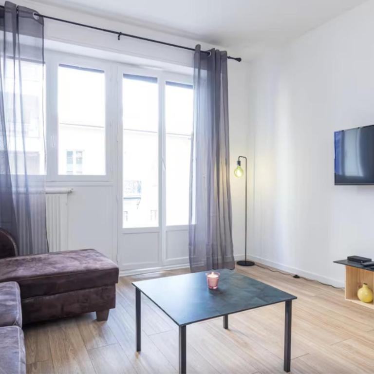 Beautiful 2 bedrooms apartment close to the sea - Appartement - 4