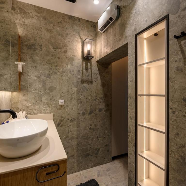 Marina Heritage suits&Spa - Three-Bedroom Apartment - 6
