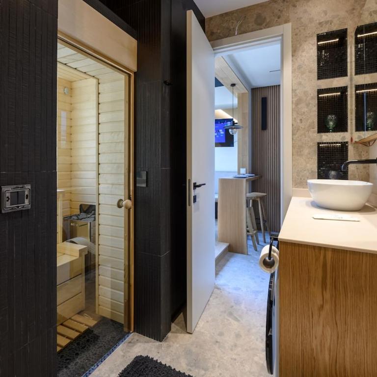 Marina Heritage suits&Spa - Three-Bedroom Apartment - 26
